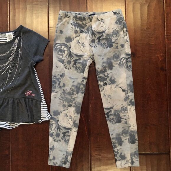 Necklace stop and flower pants - Picture 7 of 10